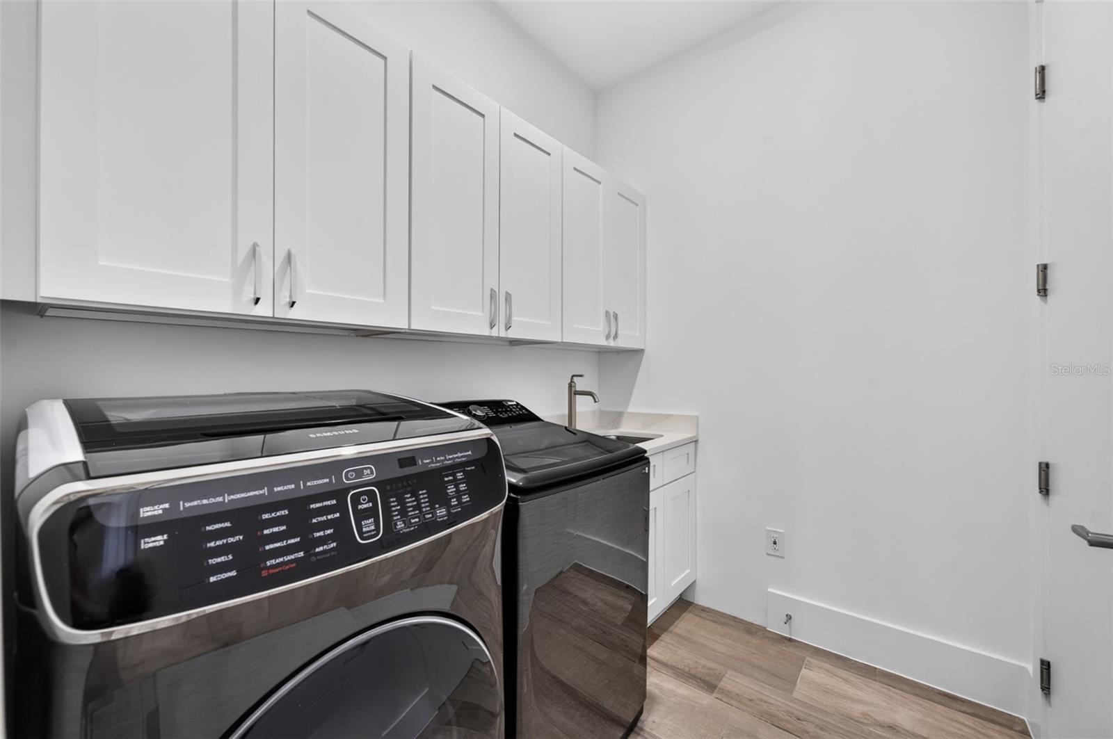 1st floor laundry room off garage entrance