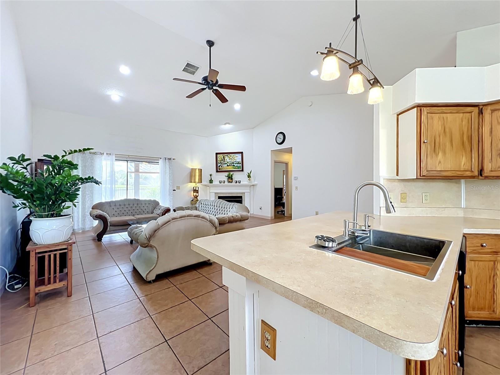 2405 SETTLERS TRAIL, Orlando, FL 32837