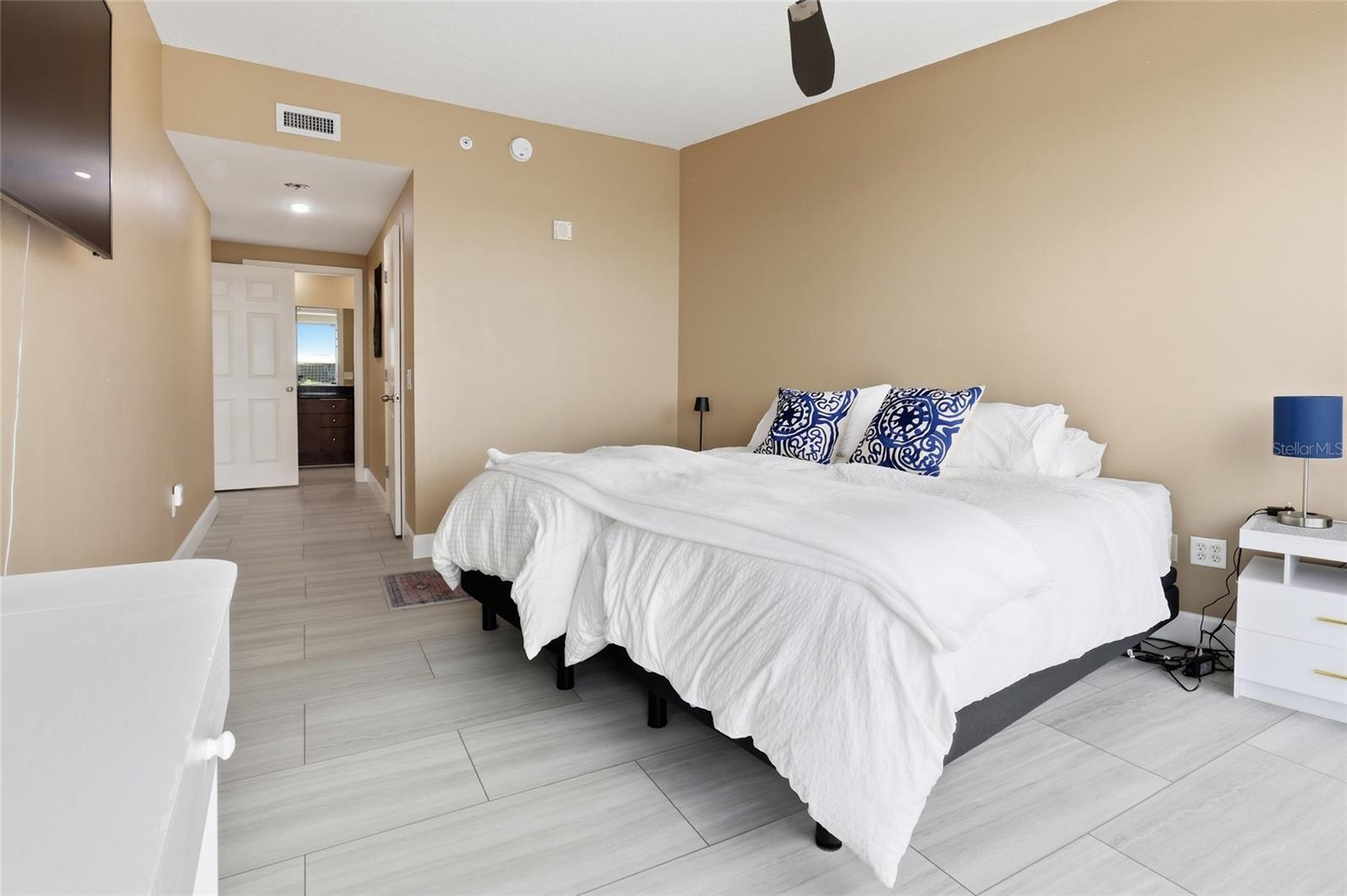 322 E CENTRAL BOULEVARD, #501, Orlando, FL 32801