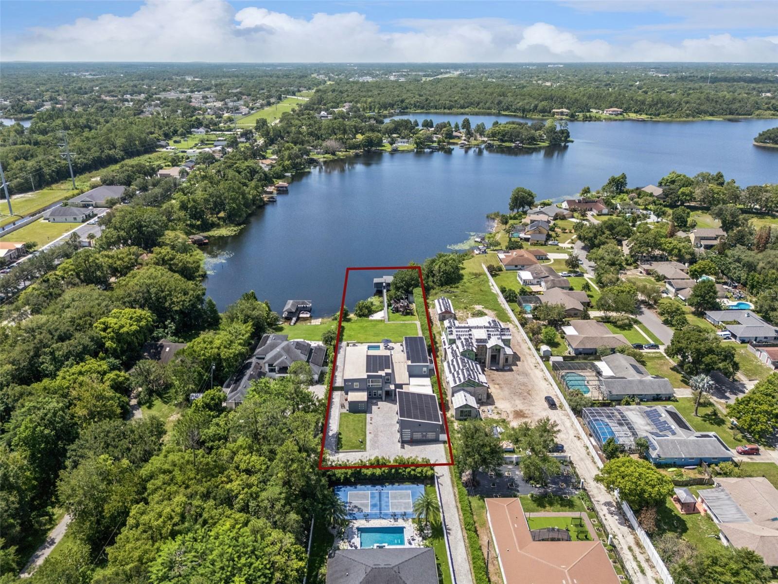 8922 UNIVERSITY BOULEVARD, Orlando, FL 32817