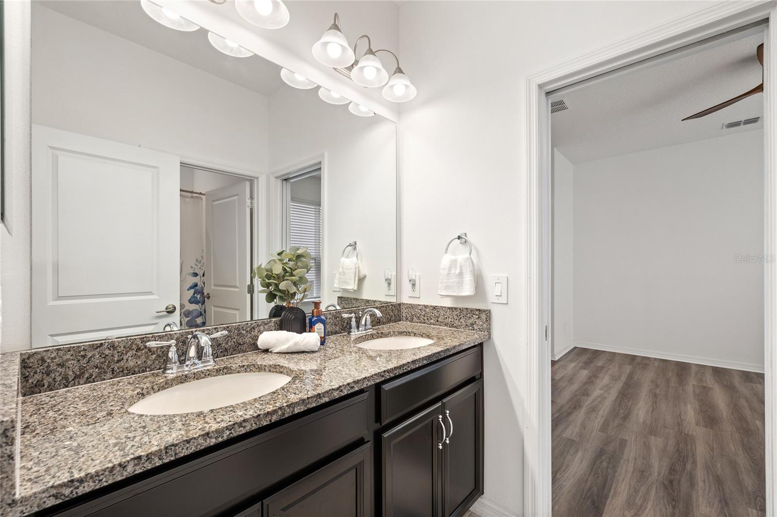 Guest Bathroom 1, First Floor