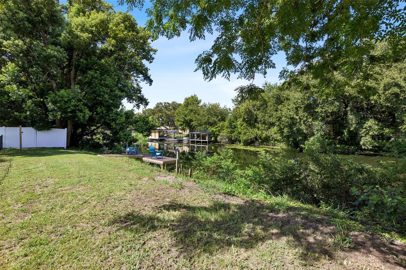 27821 LOIS DRIVE, Tavares, FL 32778