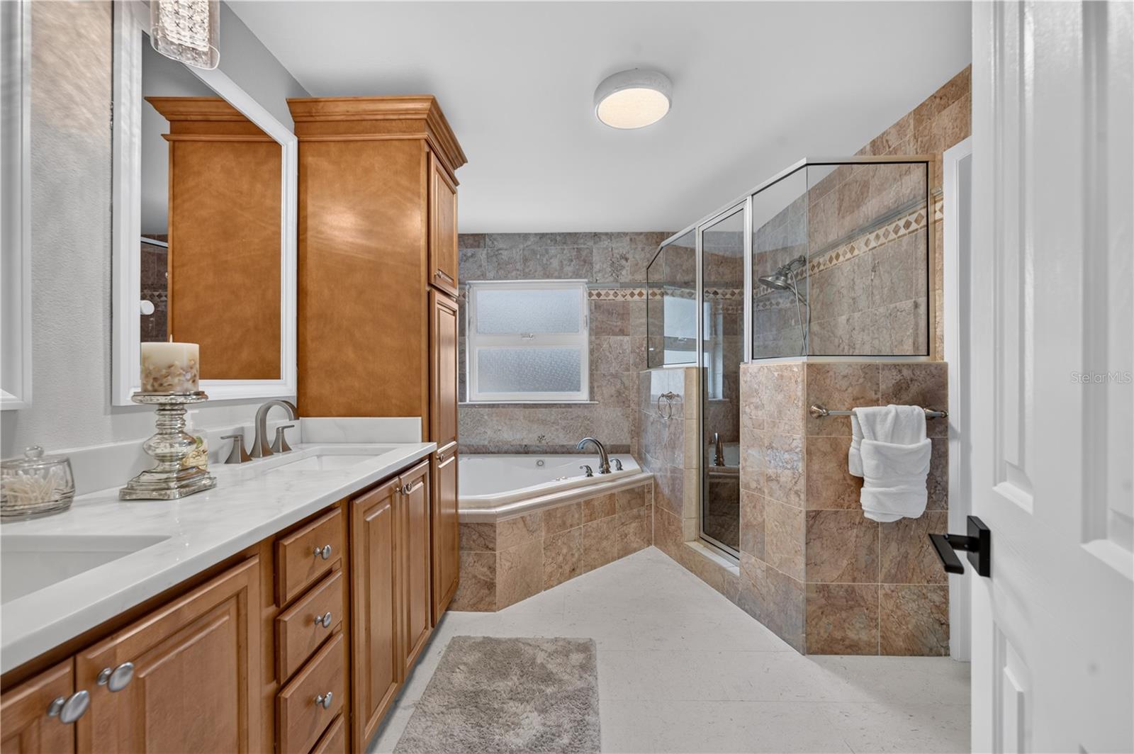165 LAKE DESTINY TRAIL, Altamonte Springs, FL 32714