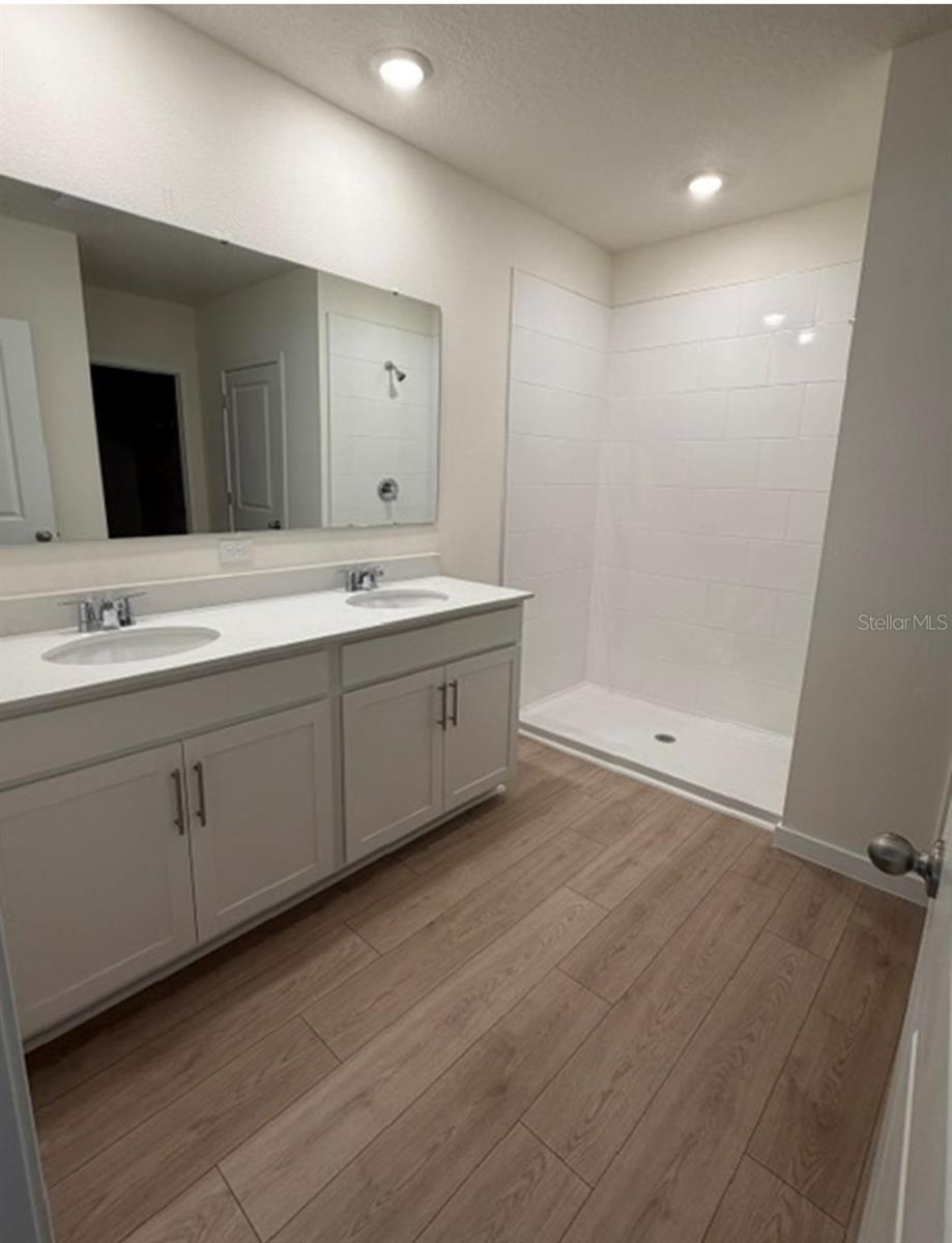 4907 MARSHELDER STREET, Apopka, FL 32712 4907 MARSHELDER STREET, Apopka, FL 32712