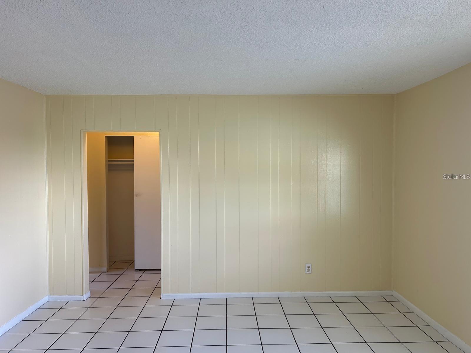 1627 W OAK RIDGE ROAD, #D, Orlando, FL 32809