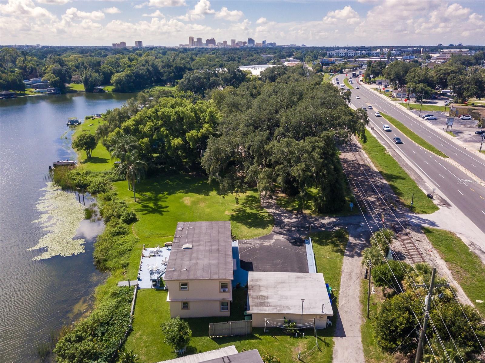 3637 N ORANGE BLOSSOM TRAIL, Orlando, FL 32804