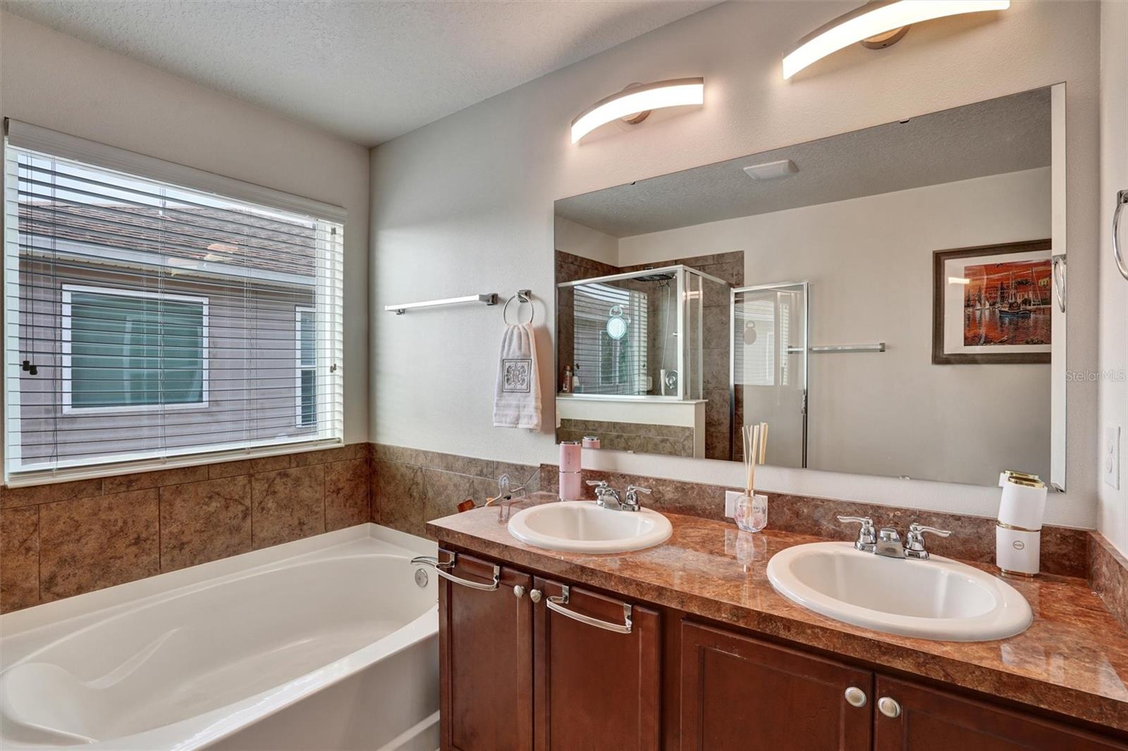 Main Bedroom Ensuite