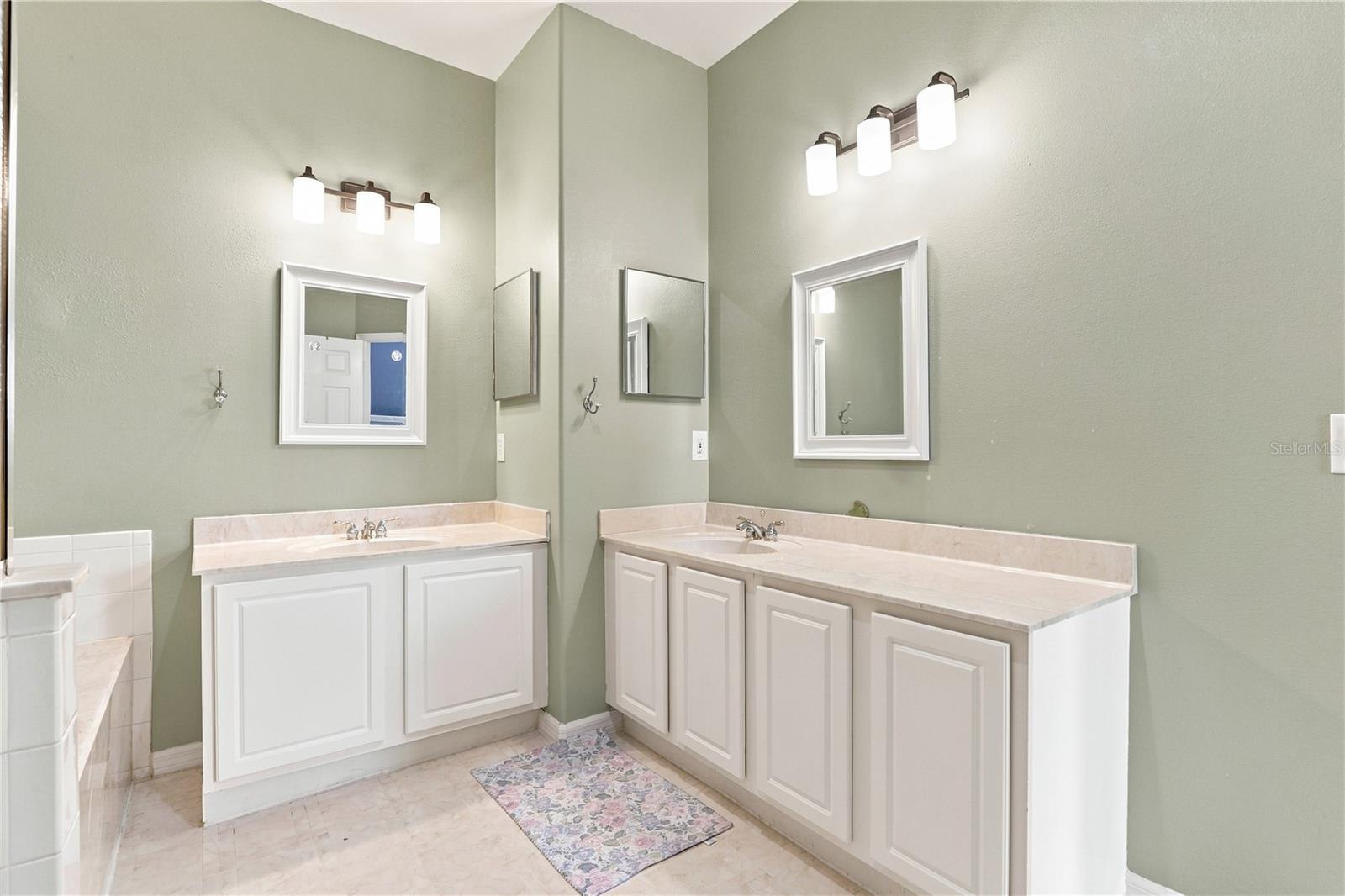 1732 NESTLEWOOD TRAIL, Orlando, FL 32837