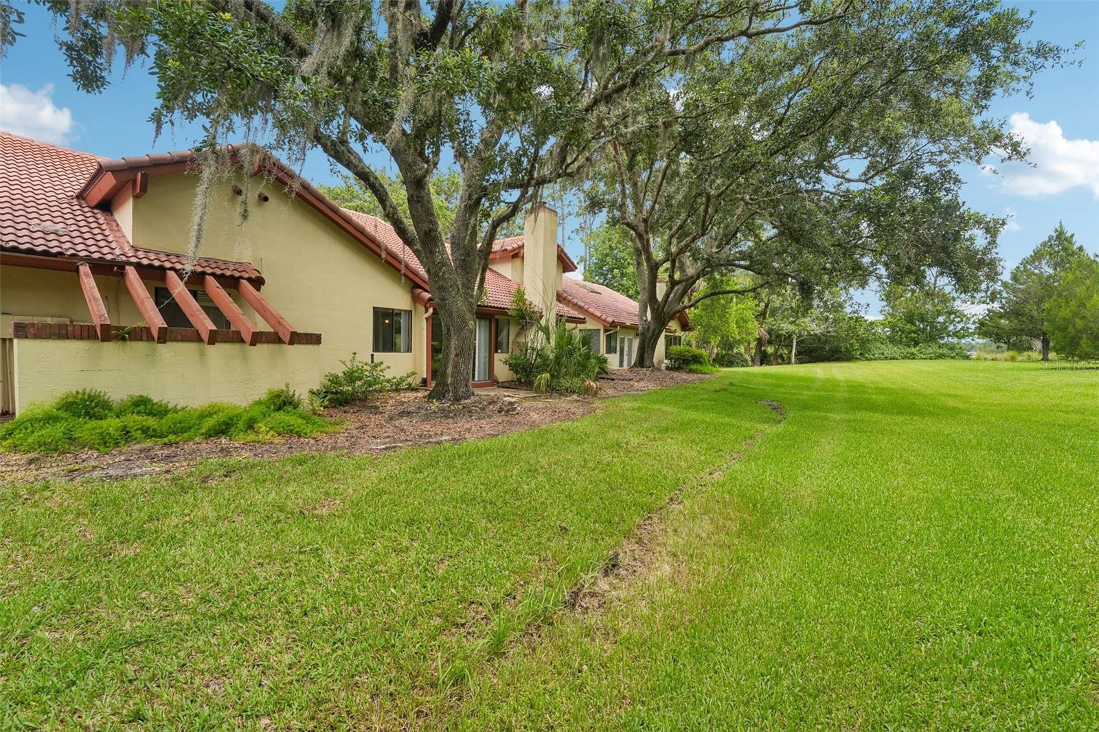 67 VILLAGE CIRCLE, Palm Coast, FL 32164