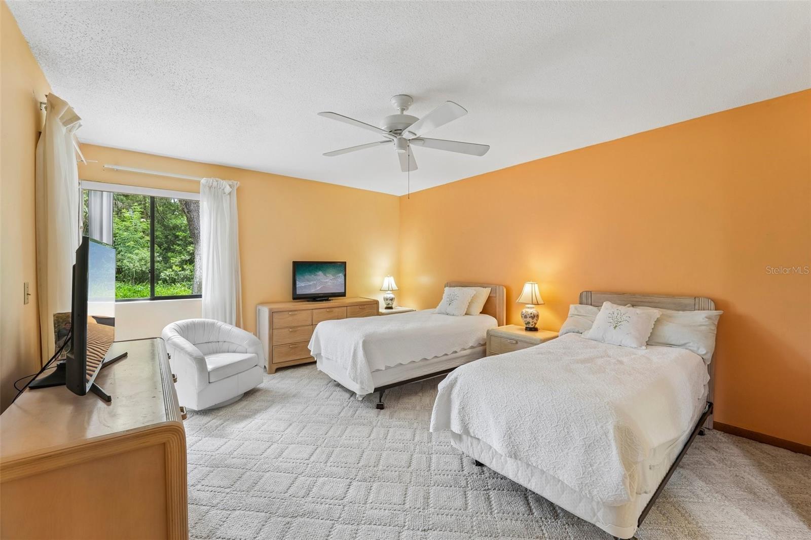 67 VILLAGE CIRCLE, Palm Coast, FL 32164