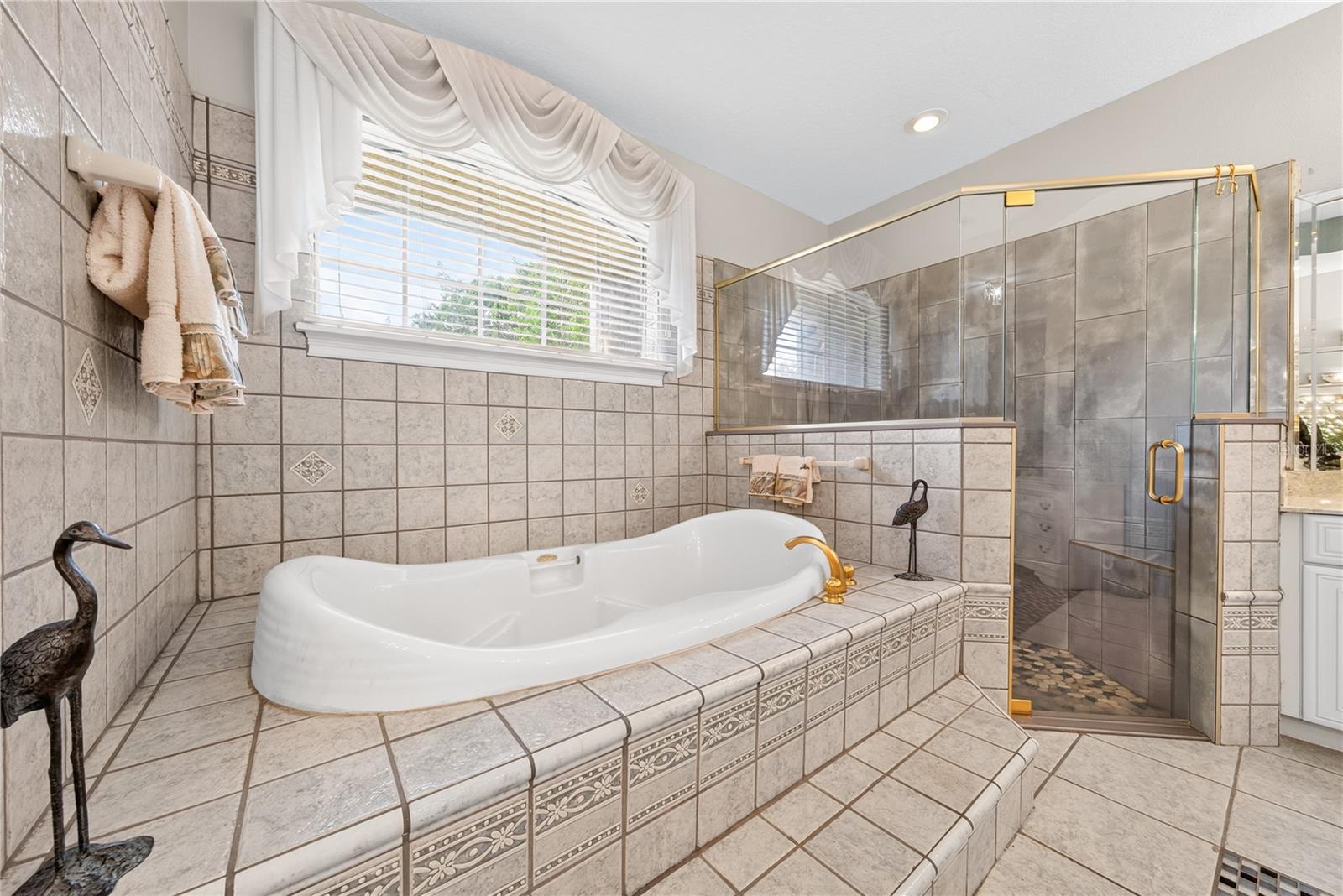 2335 FOREST CLUB DRIVE, Orlando, FL 32804