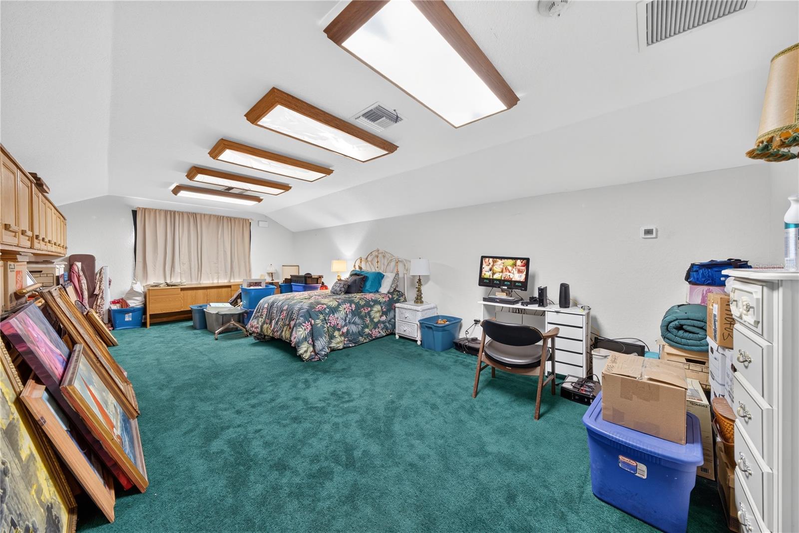 2nd floor bonus room.
