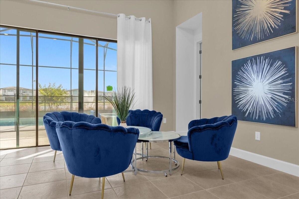 Living Room - extra space
