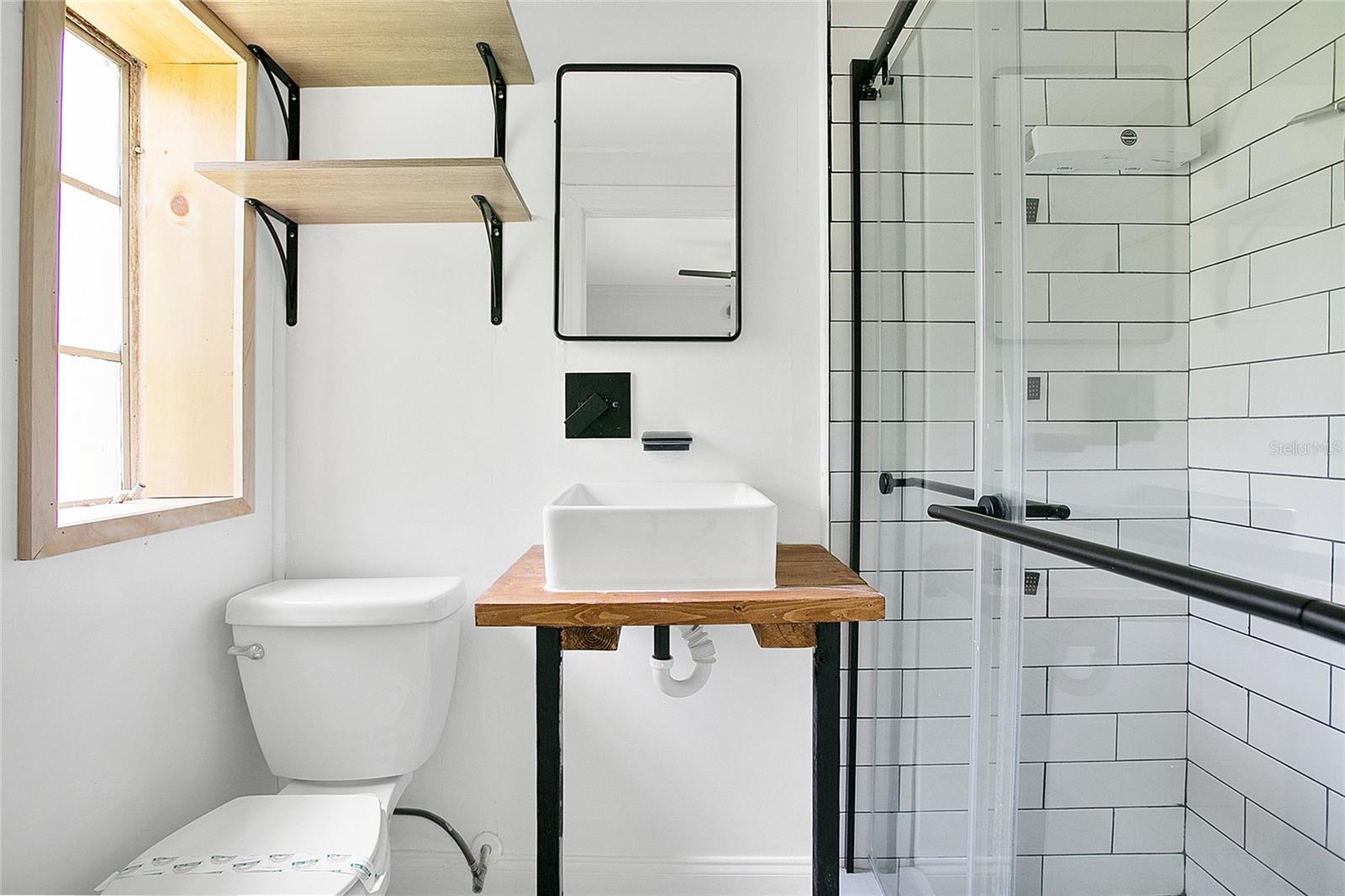 First Floor Unit, Bathroom