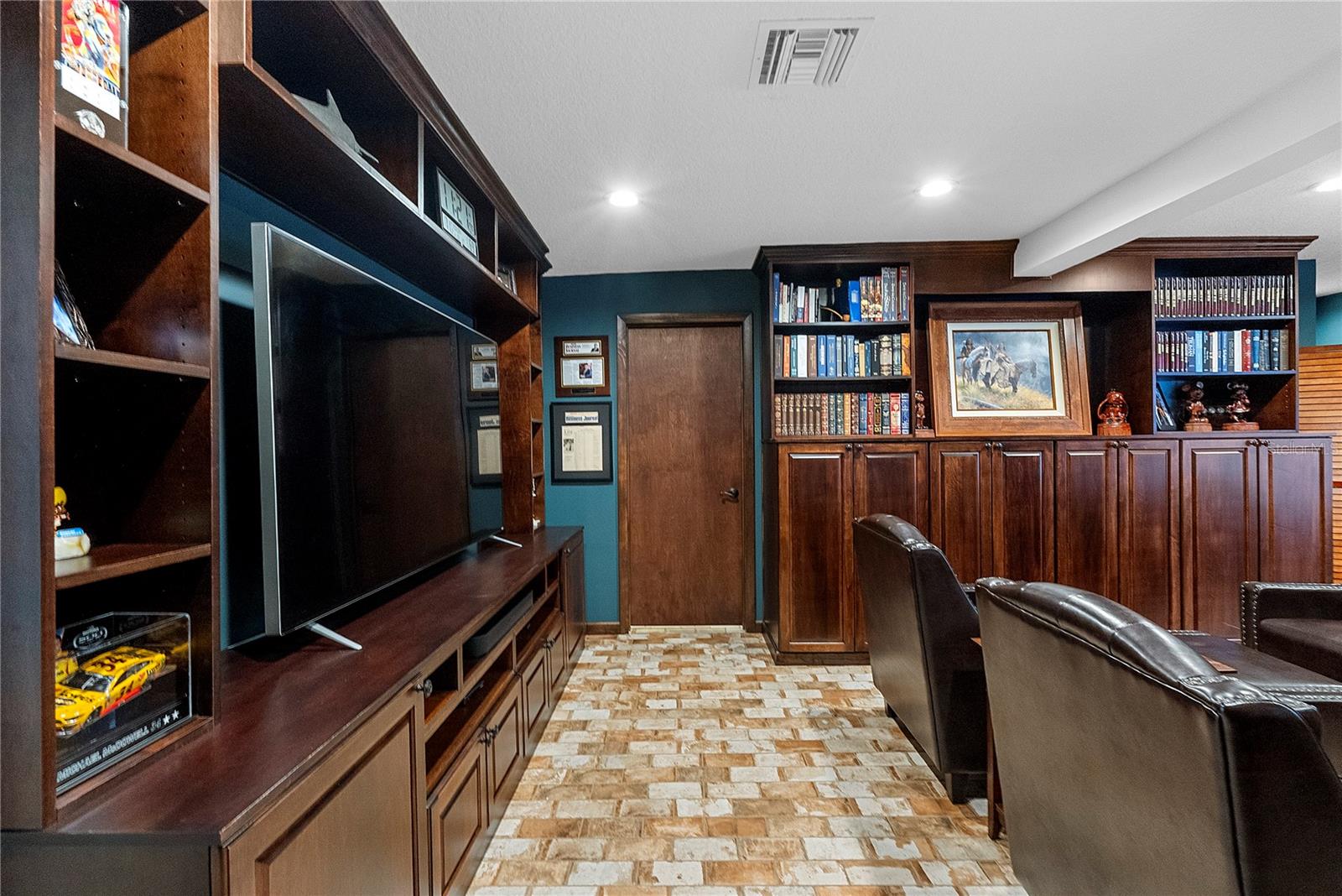 2622 LAKE HOWELL LANE, Winter Park, FL 32792