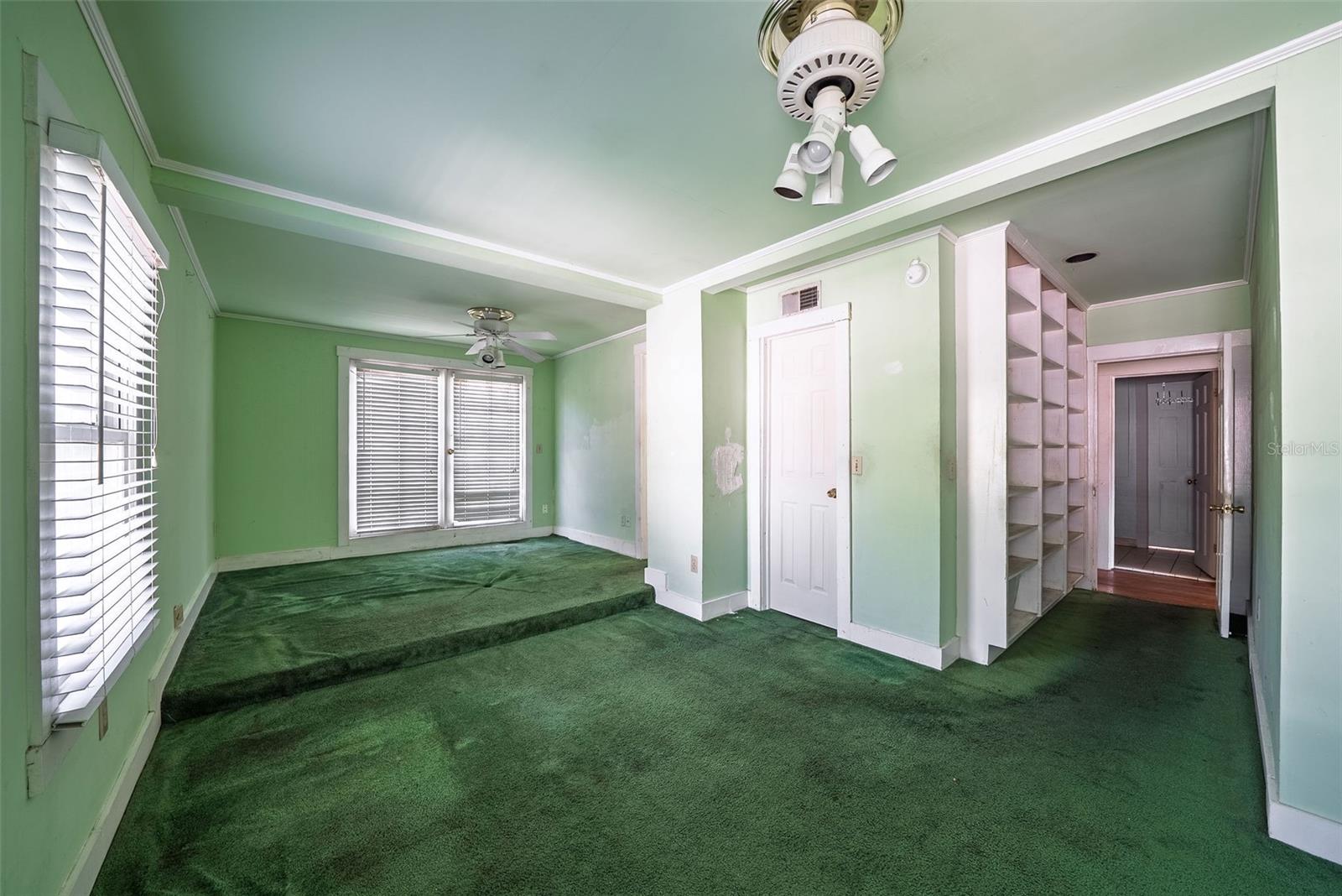 813 GREENWOOD STREET, Orlando, FL 32801