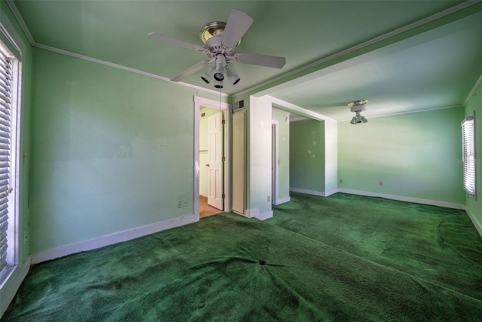 813 GREENWOOD STREET, Orlando, FL 32801