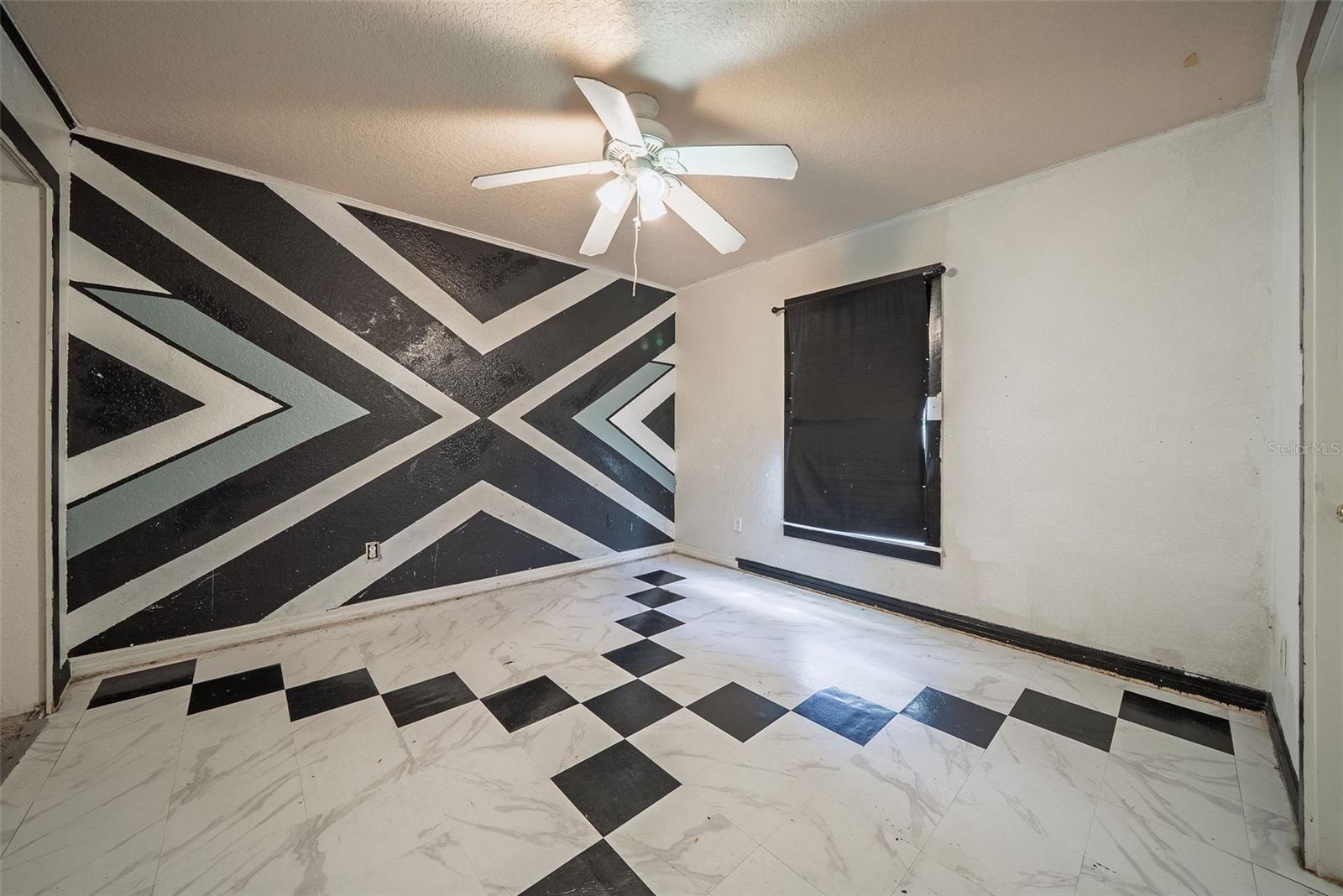 813 GREENWOOD STREET, Orlando, FL 32801
