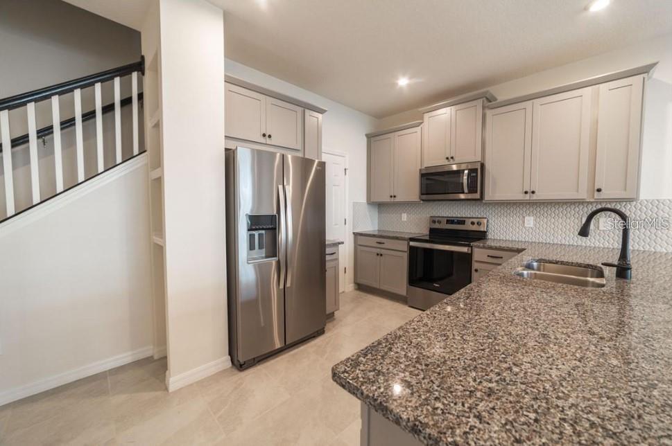 8860 HERENCIA ALLEY, Windermere, FL 34786