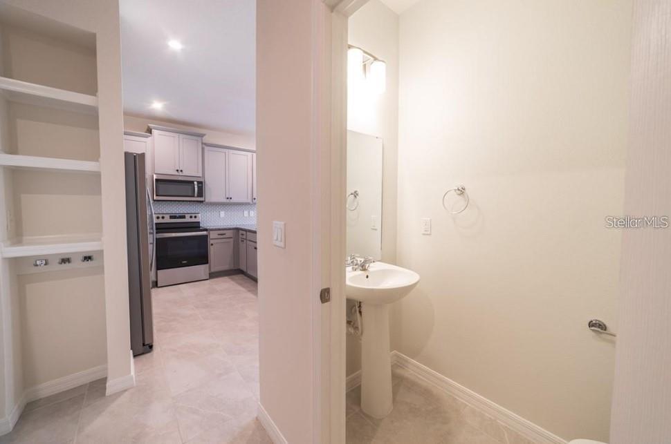 8860 HERENCIA ALLEY, Windermere, FL 34786