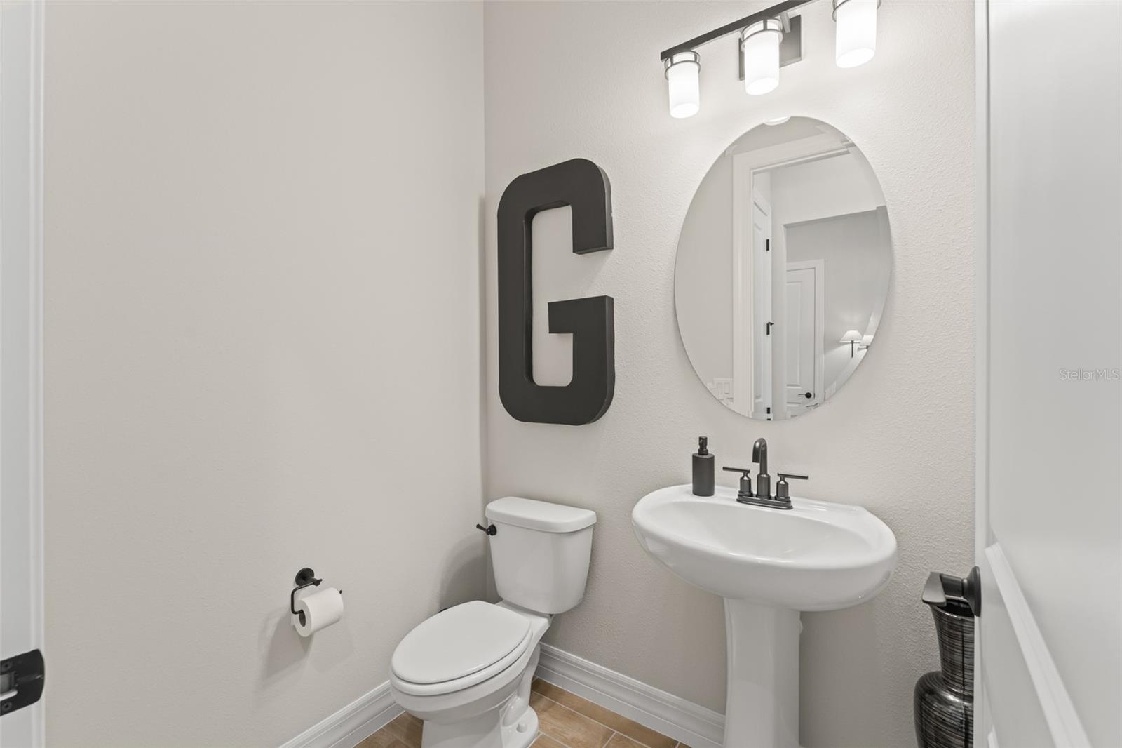Half bath off of hall