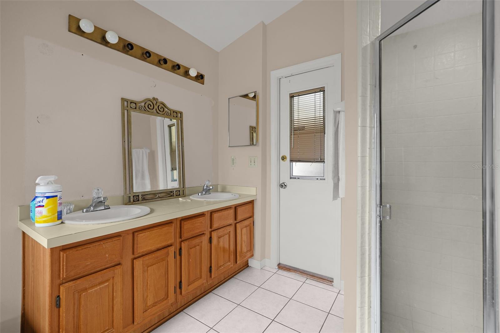 3044 CRESTED CIRCLE, Orlando, FL 32837