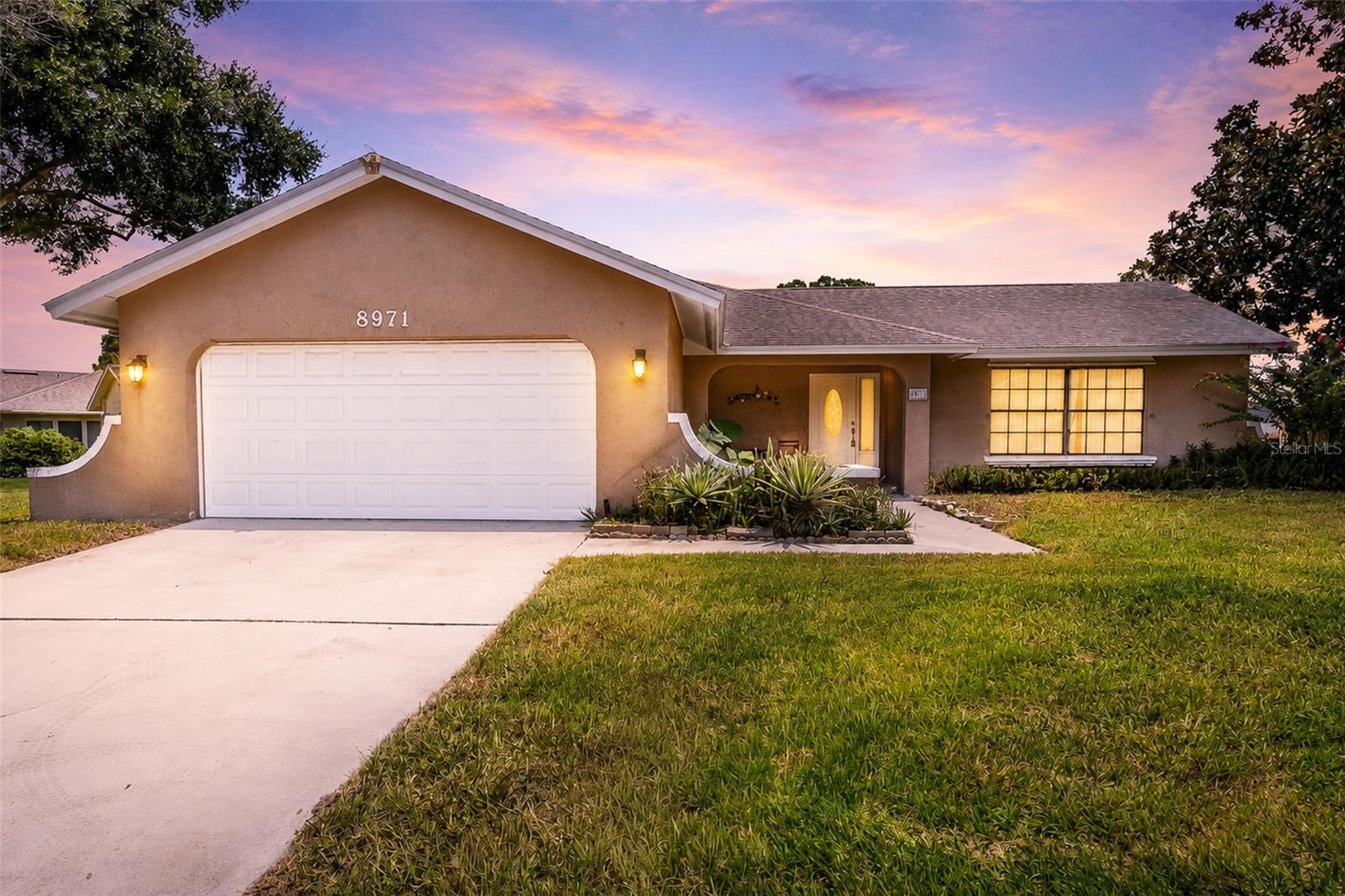 8971 ANGELICA DRIVE, Orlando, FL 32836