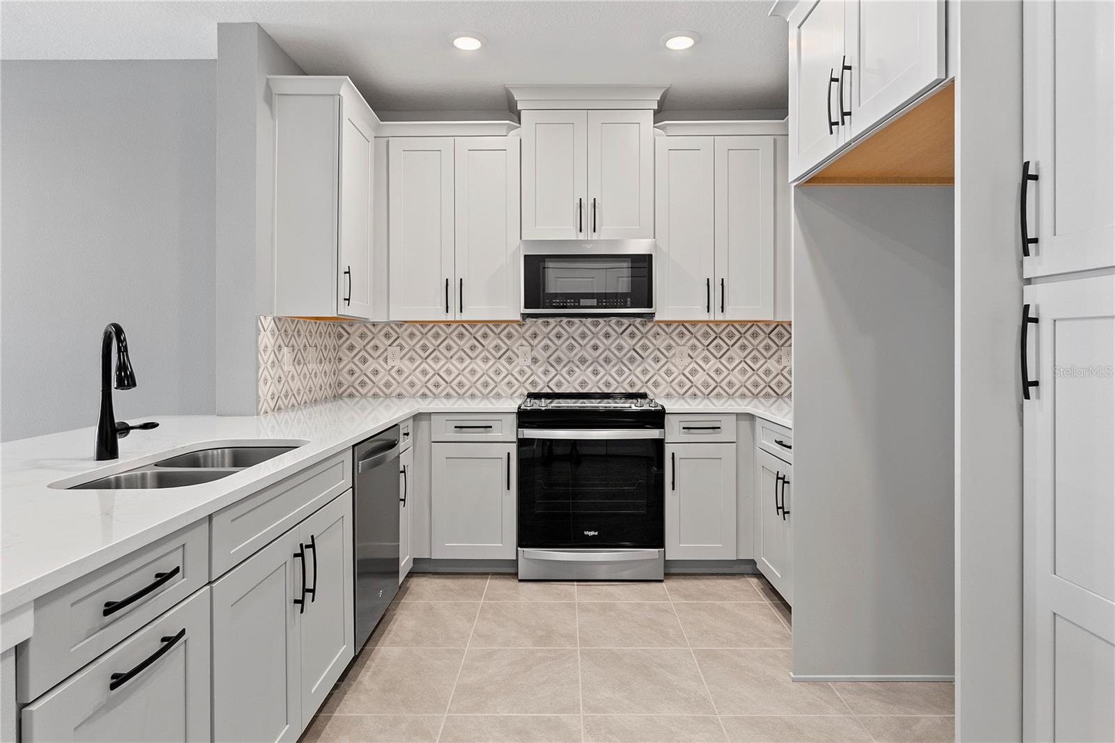7557 LAUREATE BOULEVARD, #6401, Orlando, FL 32827