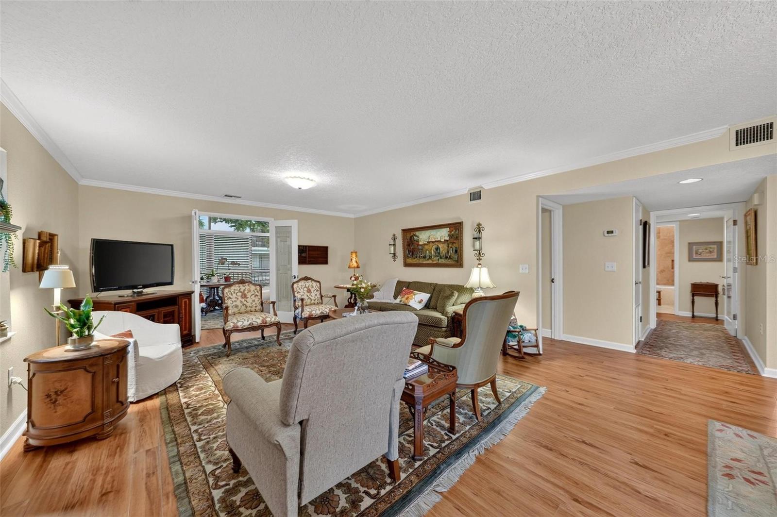 250 CAROLINA AVENUE, #205, Winter Park, FL 32789