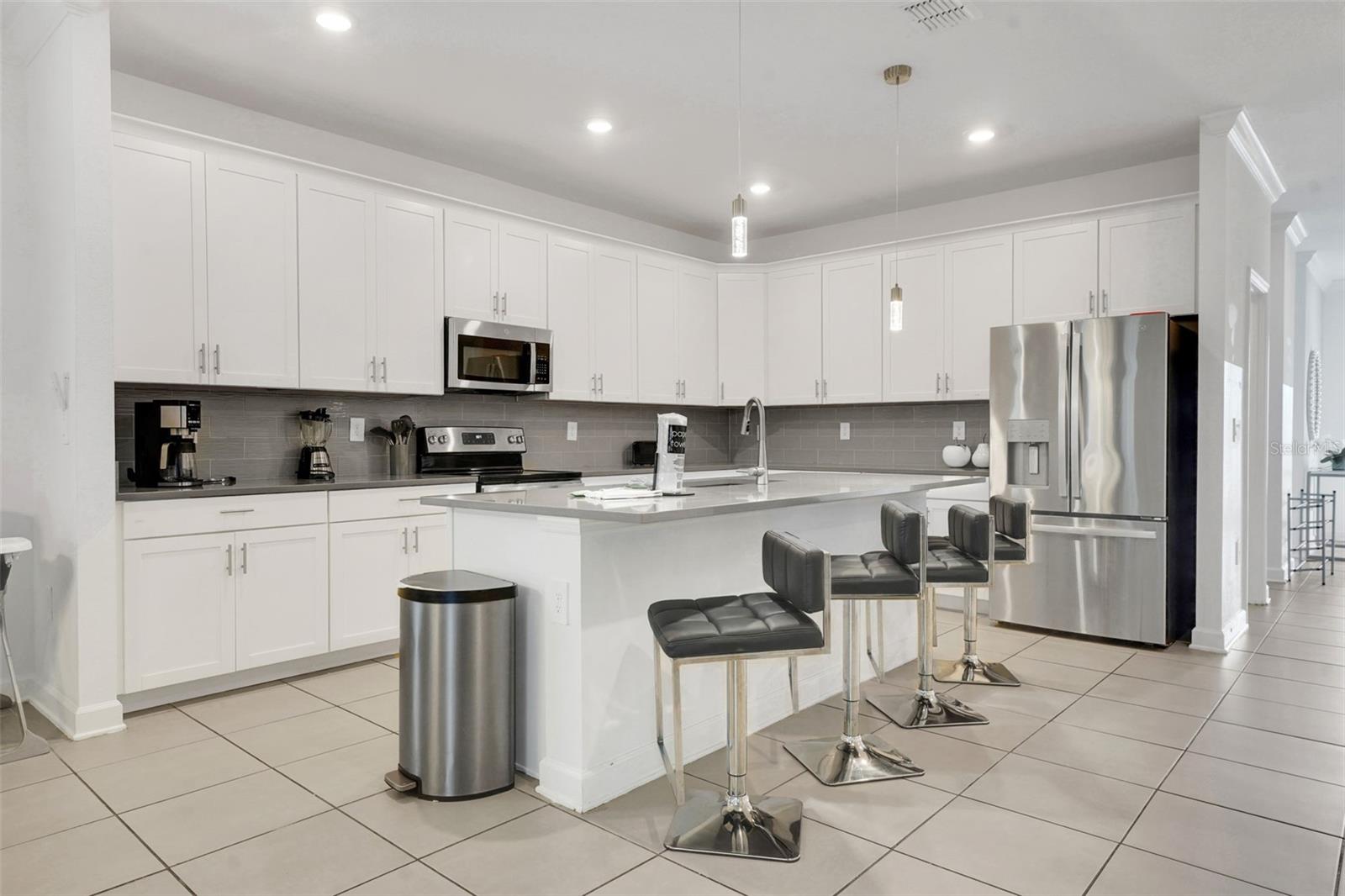 8968 TAKEAWAY WAY, Davenport, FL 33896