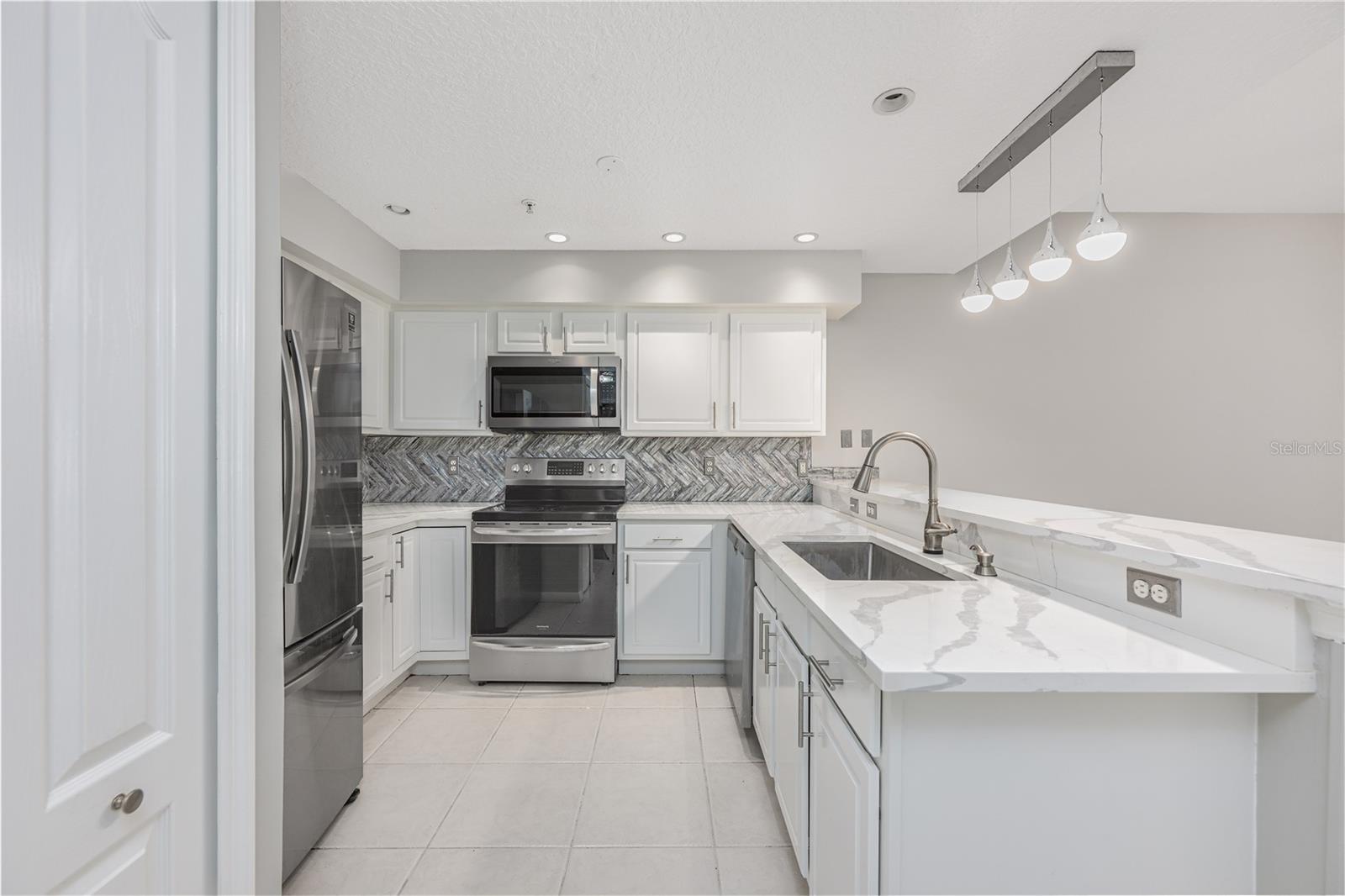 673 SANDY NECK LANE, #103, Altamonte Springs, FL 32714 673 SANDY NECK LANE, #103, Altamonte Springs, FL 32714