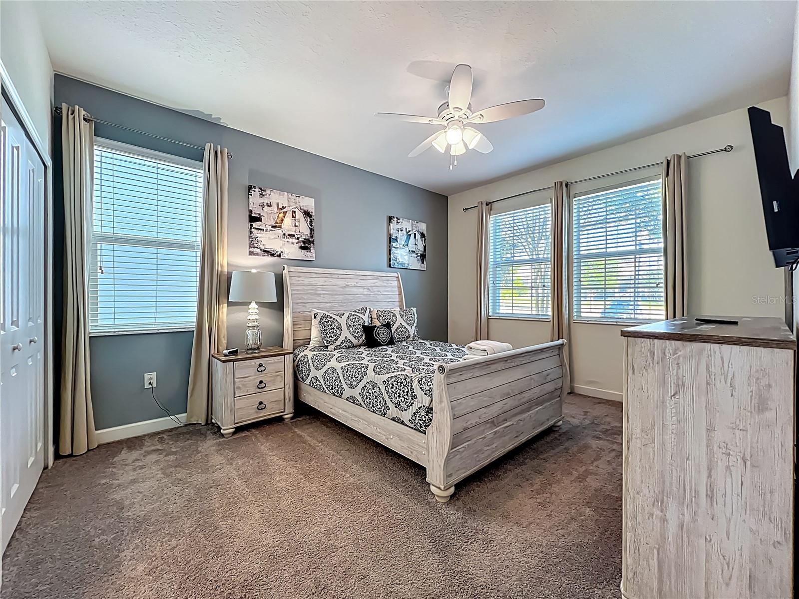 9018 STINGER DRIVE, Davenport, FL 33896
