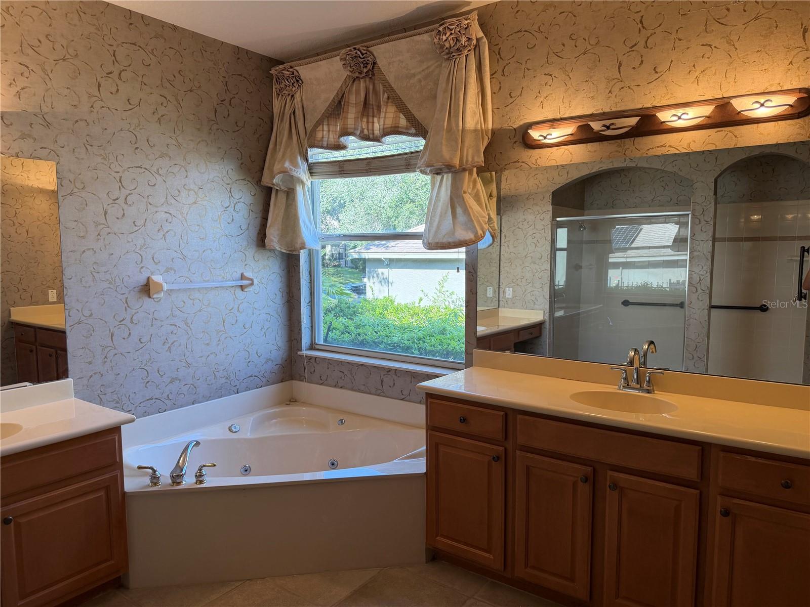 9609 WESTOVER CLUB CIRCLE, Windermere, FL 34786
