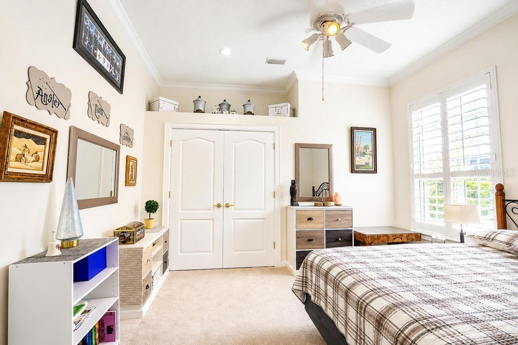 9606 CAMBERLEY CIRCLE, Orlando, FL 32836