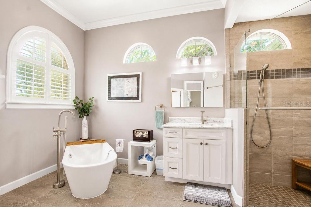 9606 CAMBERLEY CIRCLE, Orlando, FL 32836