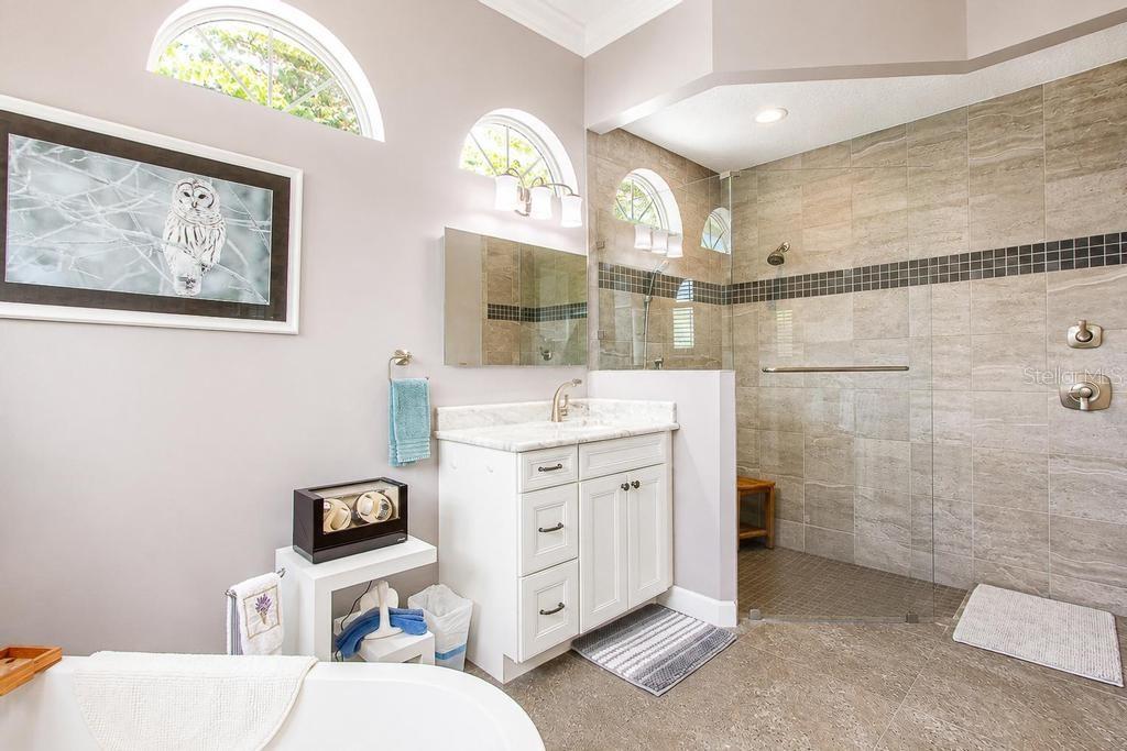 9606 CAMBERLEY CIRCLE, Orlando, FL 32836