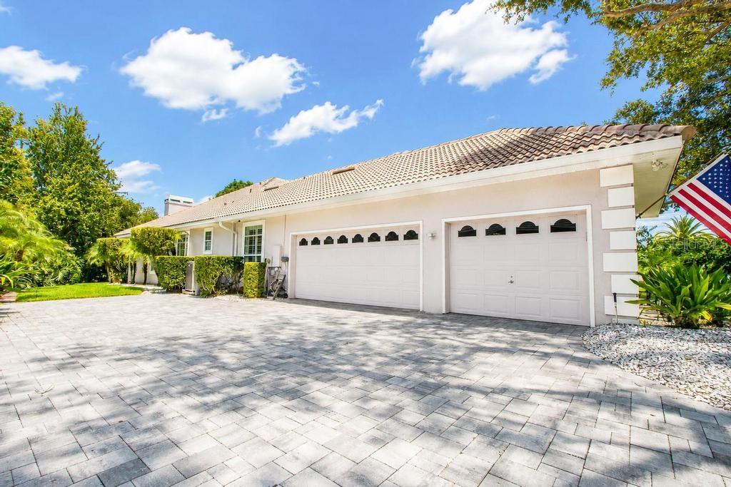 3 Car garage