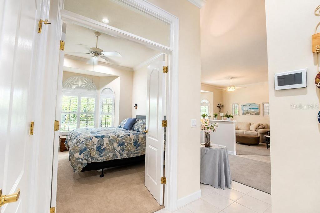 9606 CAMBERLEY CIRCLE, Orlando, FL 32836
