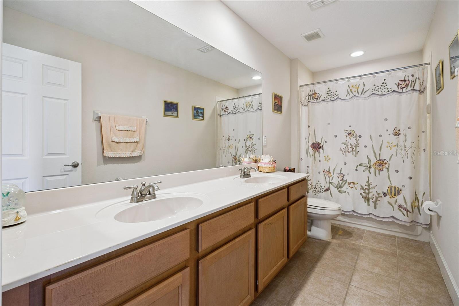 2040 HAWKS LANDING DRIVE, Orlando, FL 32820