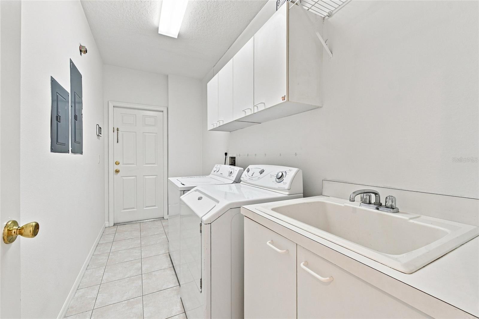 10008 CANOPY TREE COURT, Orlando, FL 32836