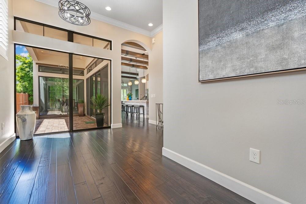 Foyer Foyer