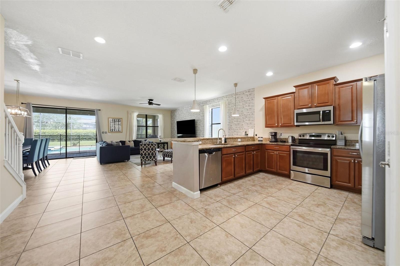 1416 MOON VALLEY DRIVE, Davenport, FL 33896