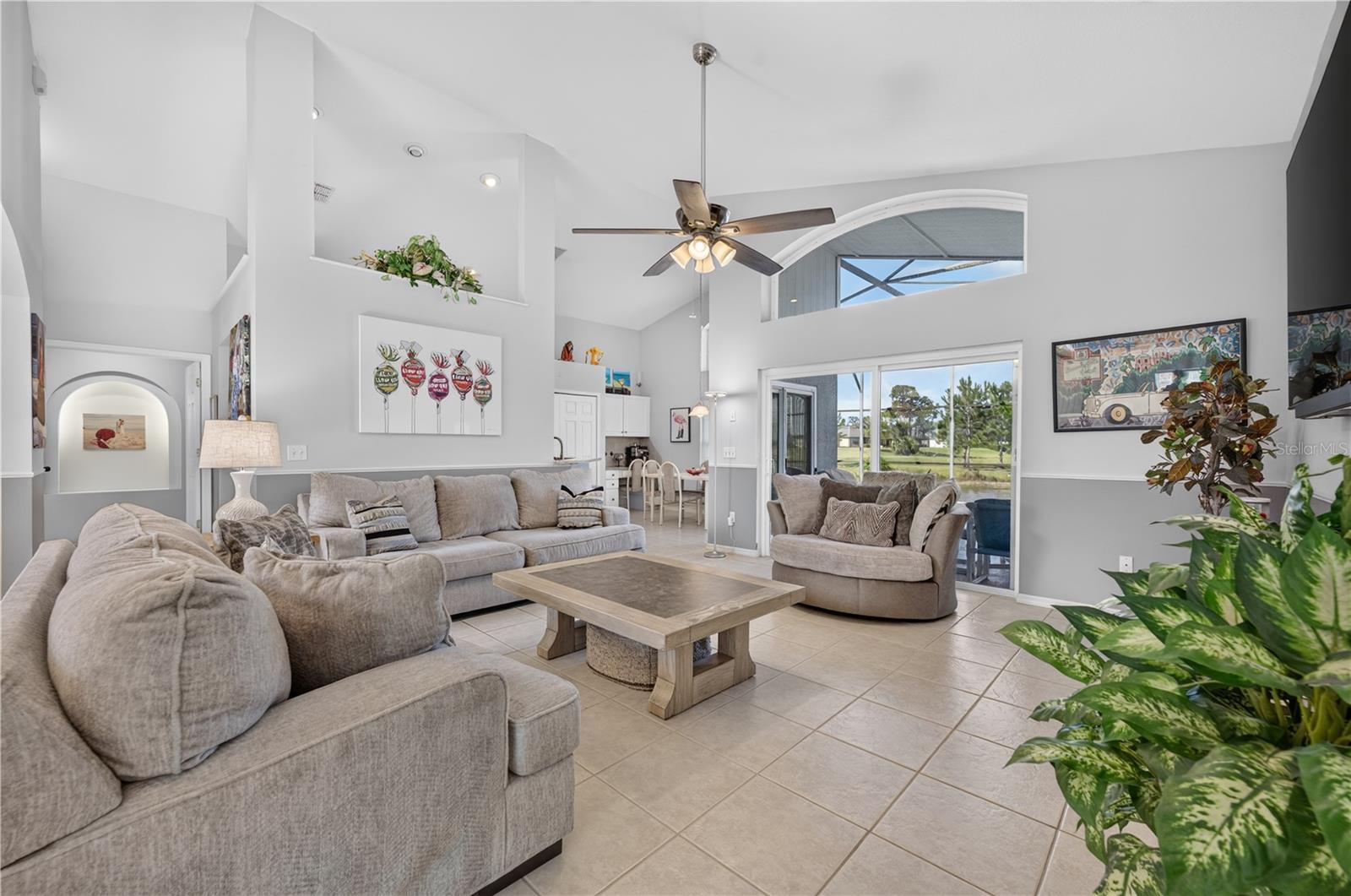 213 SPANISH MOSS ROAD, Davenport, FL 33837