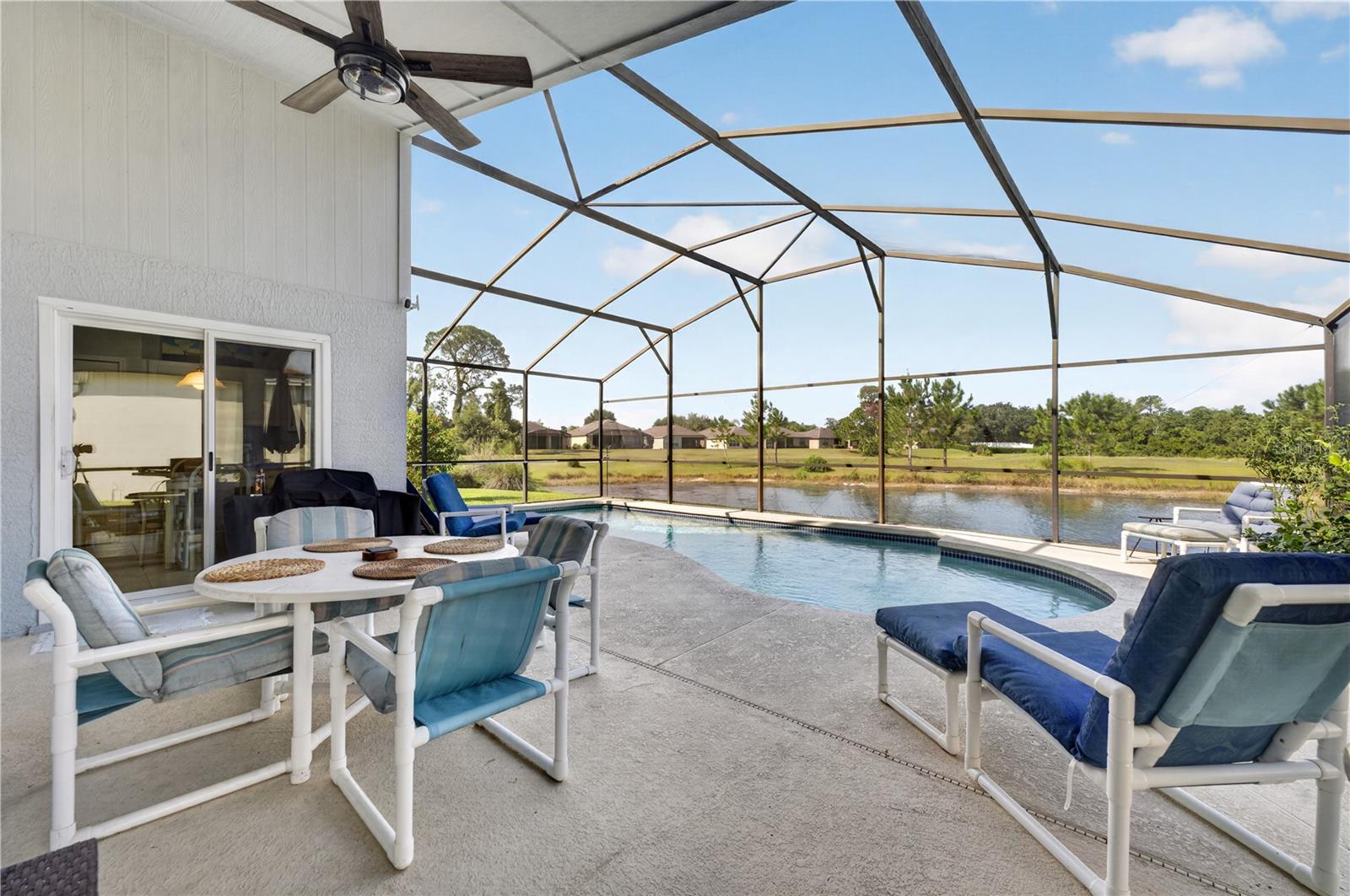 213 SPANISH MOSS ROAD, Davenport, FL 33837