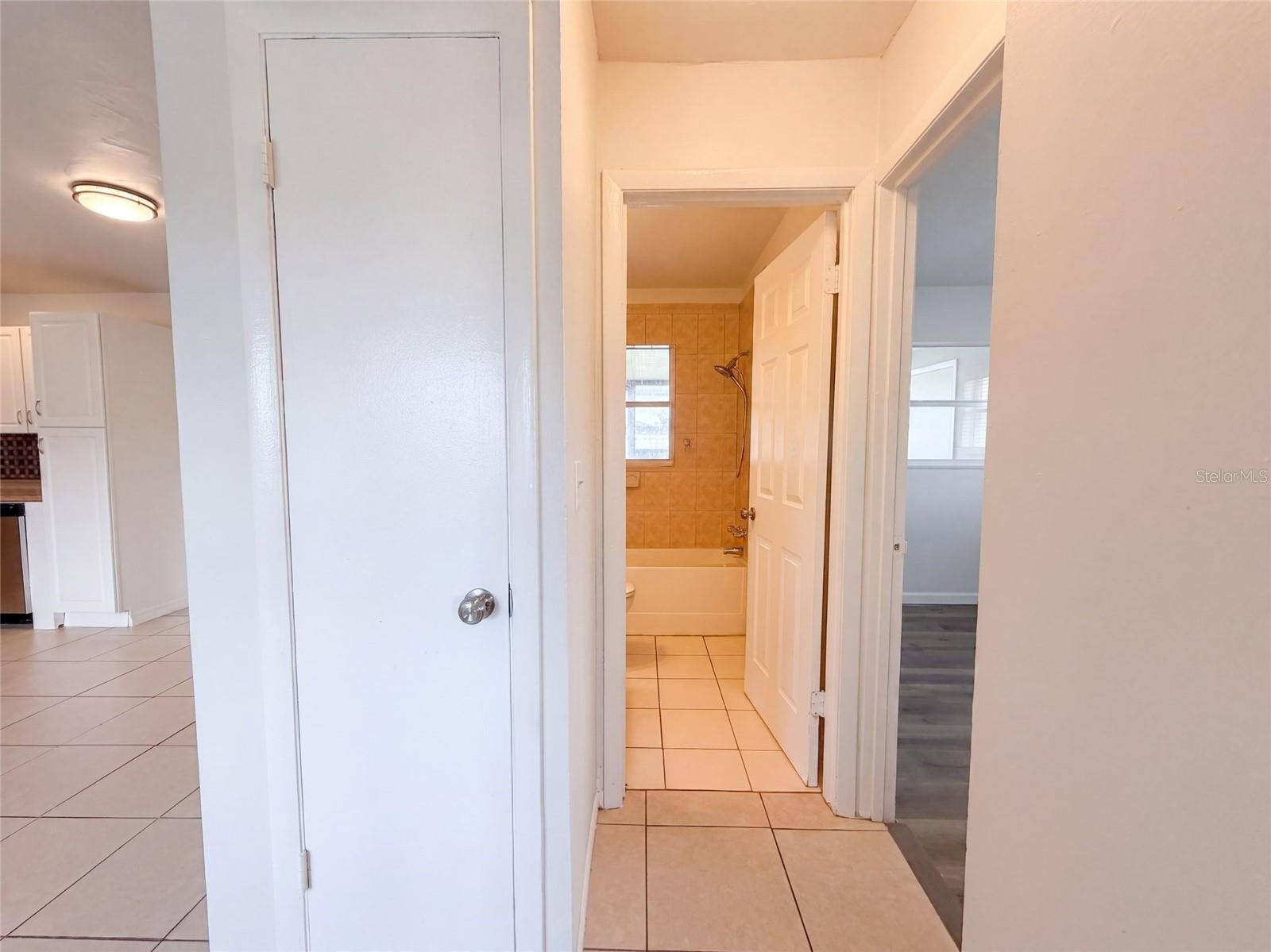 124 SAN BENITO AVENUE, North Port, FL 34287