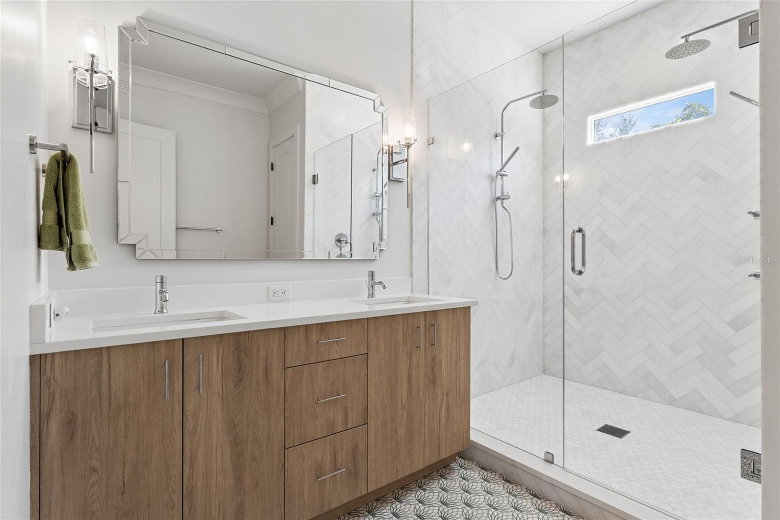 Bedroom 3 ensuite