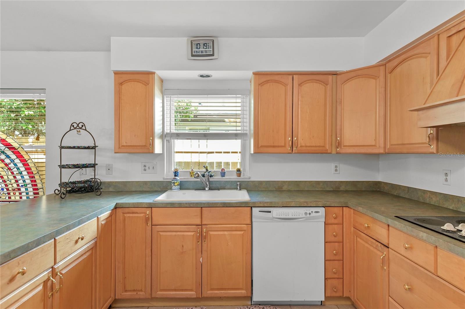 1621 CHESTNUT AVENUE, Winter Park, FL 32789