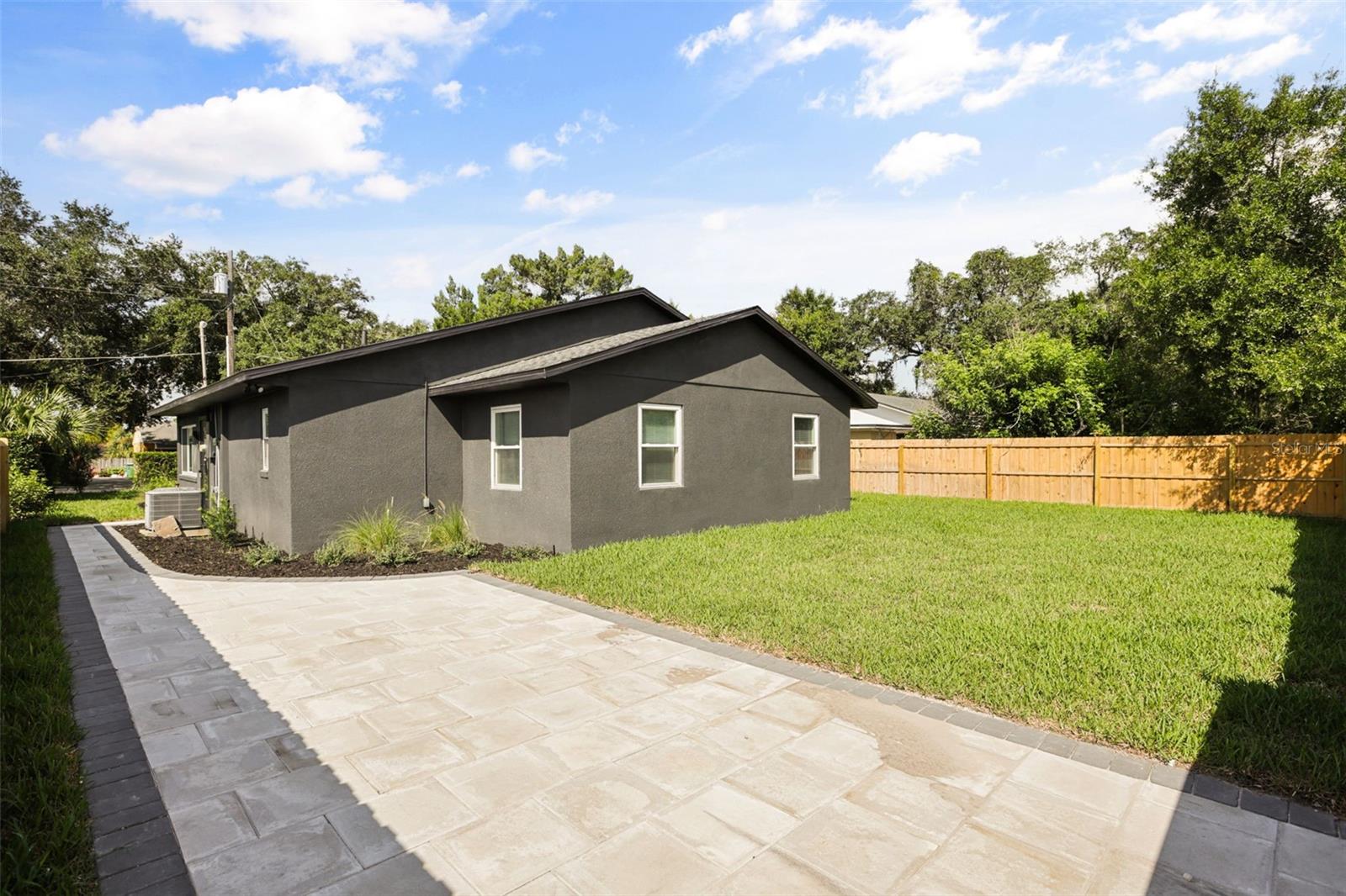 900 CARVER STREET, Winter Park, FL 32789