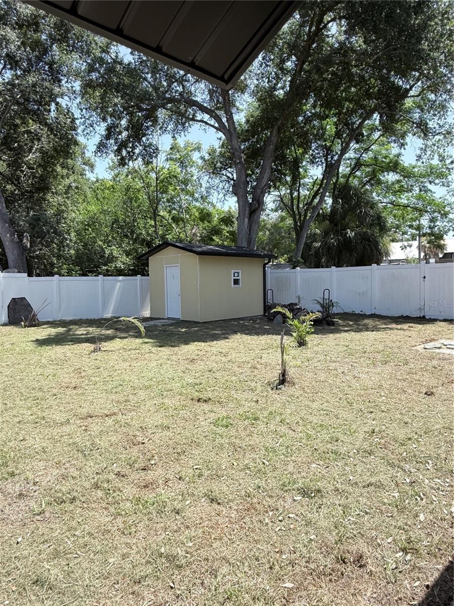 1243 DINGENS AVENUE, Windermere, FL 34786