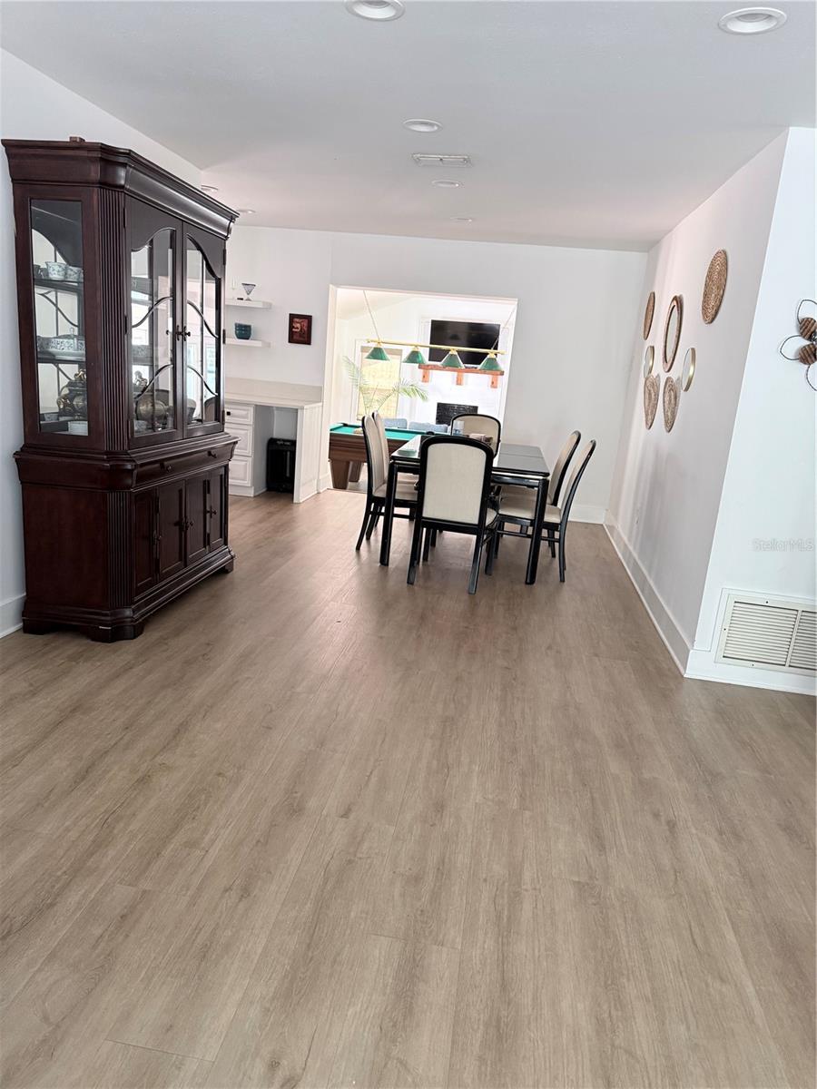 1243 DINGENS AVENUE, Windermere, FL 34786 1243 DINGENS AVENUE, Windermere, FL 34786